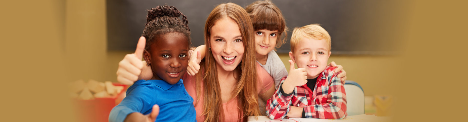 teacher and her pupils thumbs up